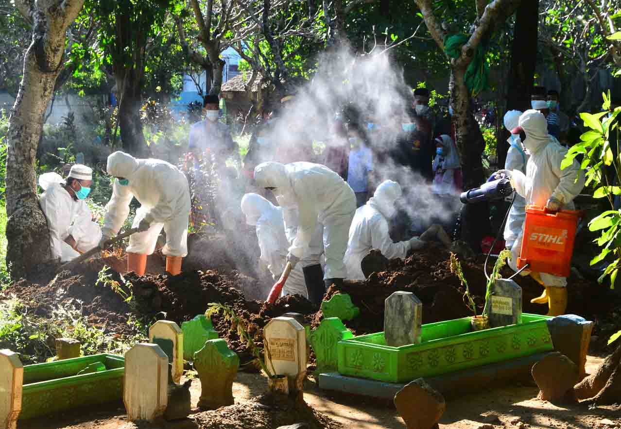 Lonjakan Covid-19 Pascalebaran di Kudus