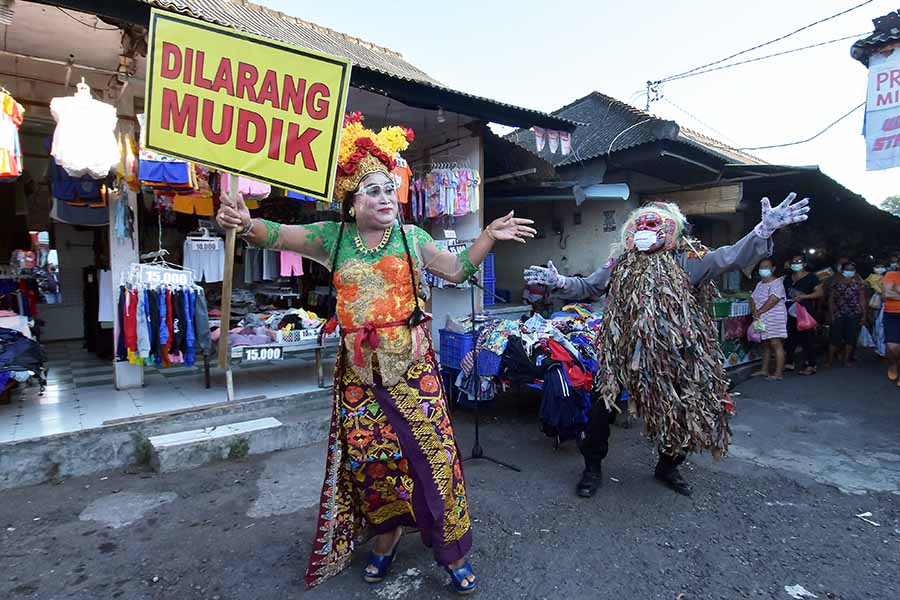 Edukasi Larangan Mudik di Pasar Tradisional Badung 