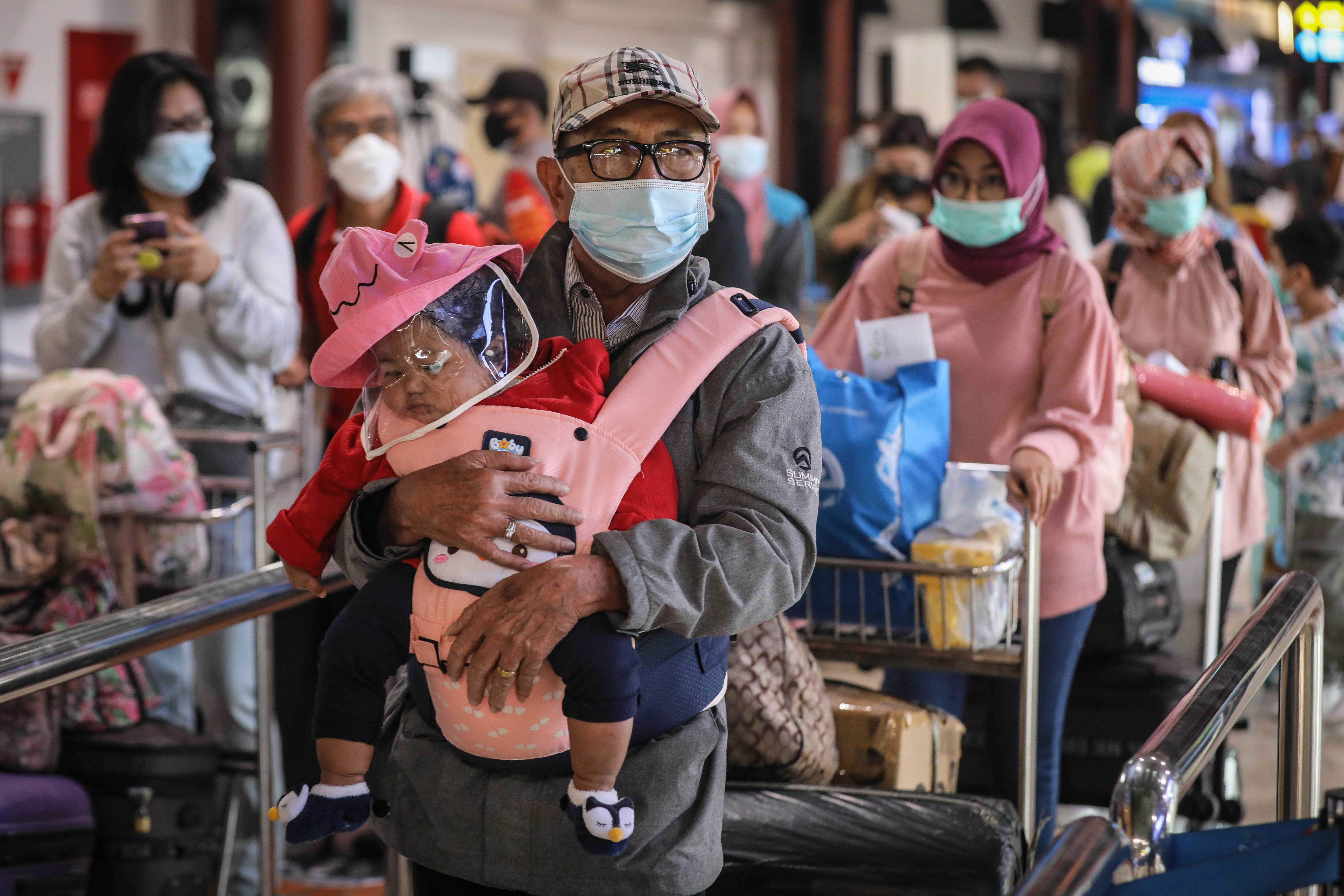 Ribuan Pemudik Gunakan Pesawat