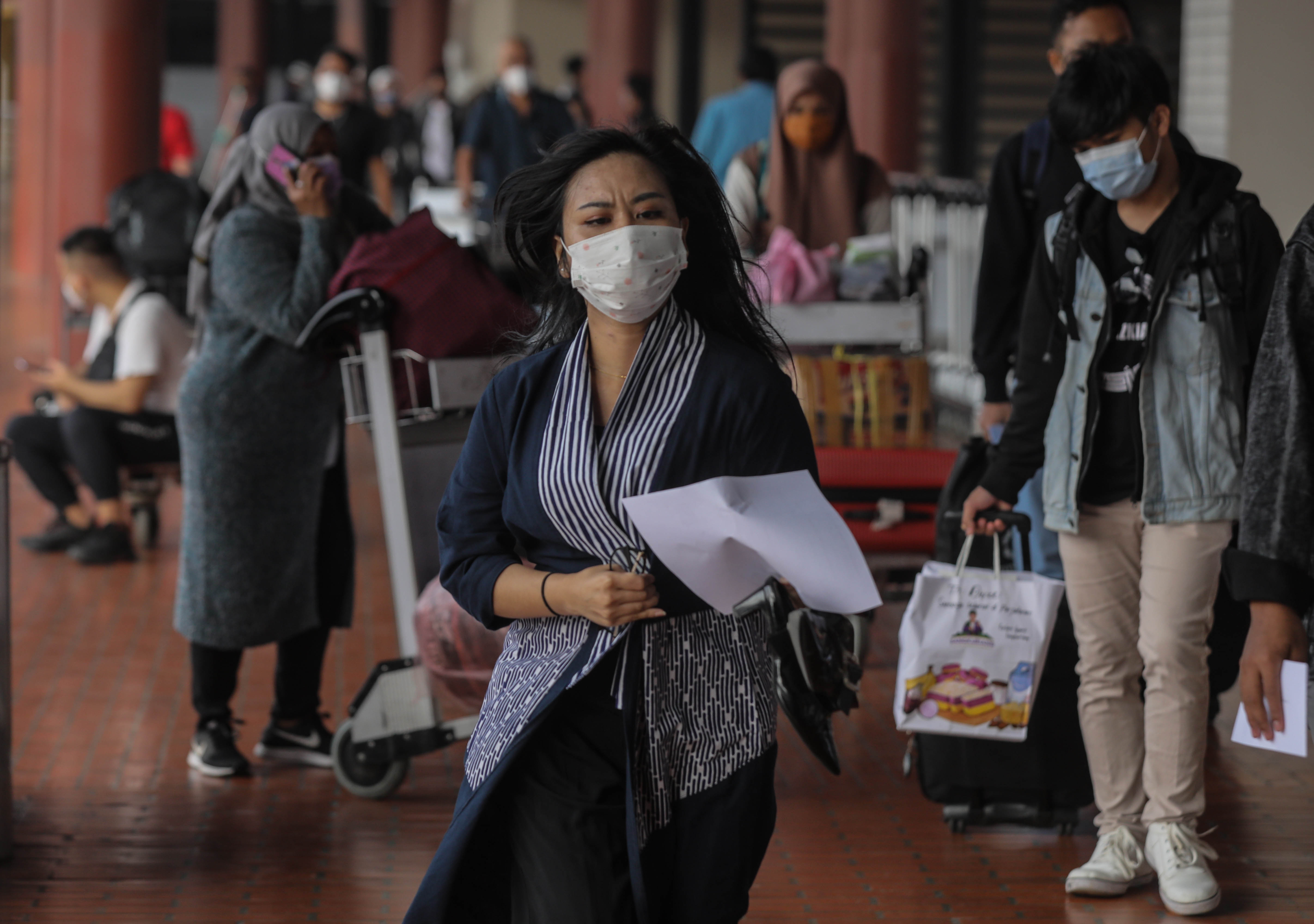 Ribuan Pemudik Gunakan Pesawat