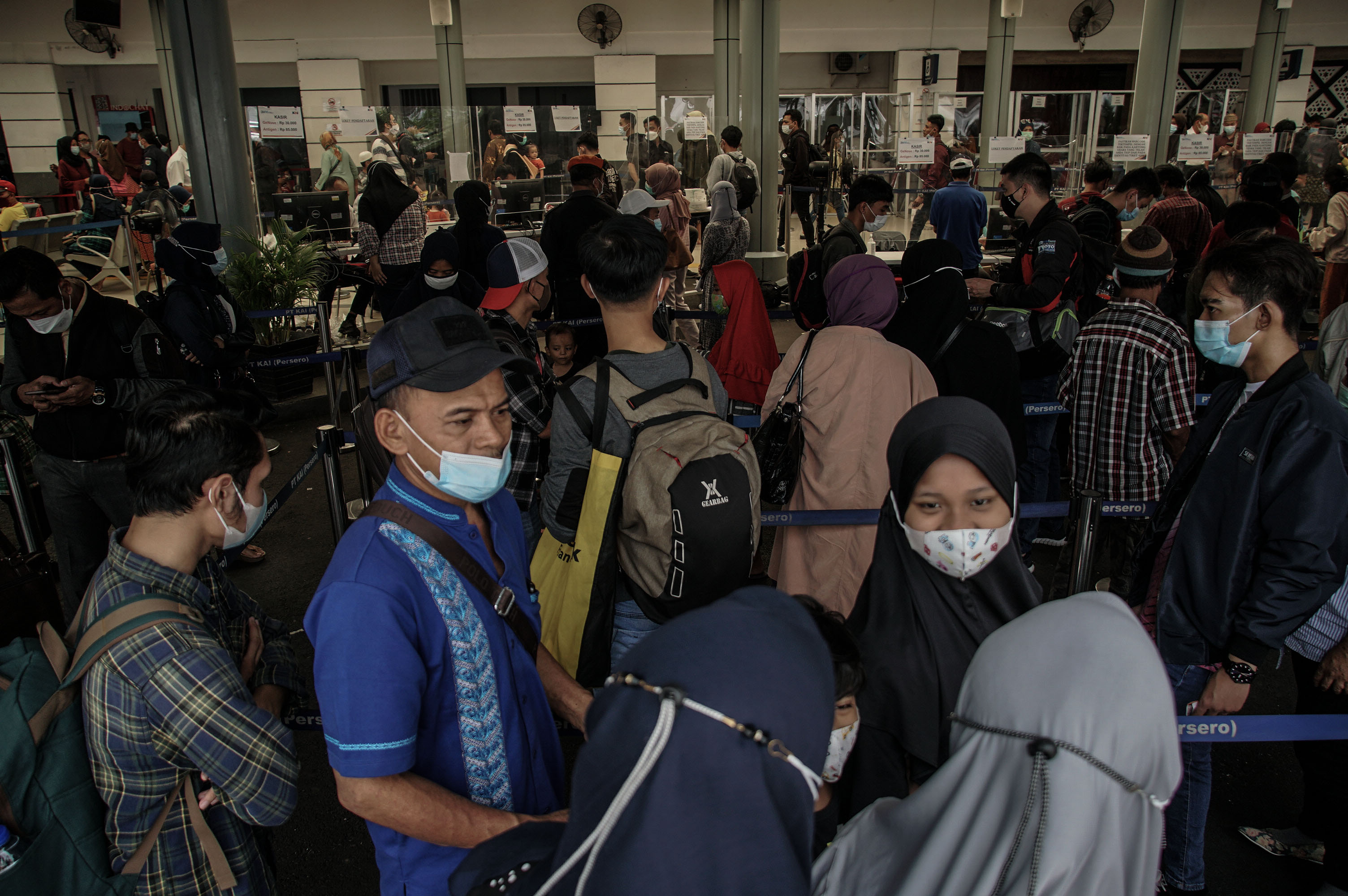 Lonjakan Penumpang Stasiun Pasar Senen