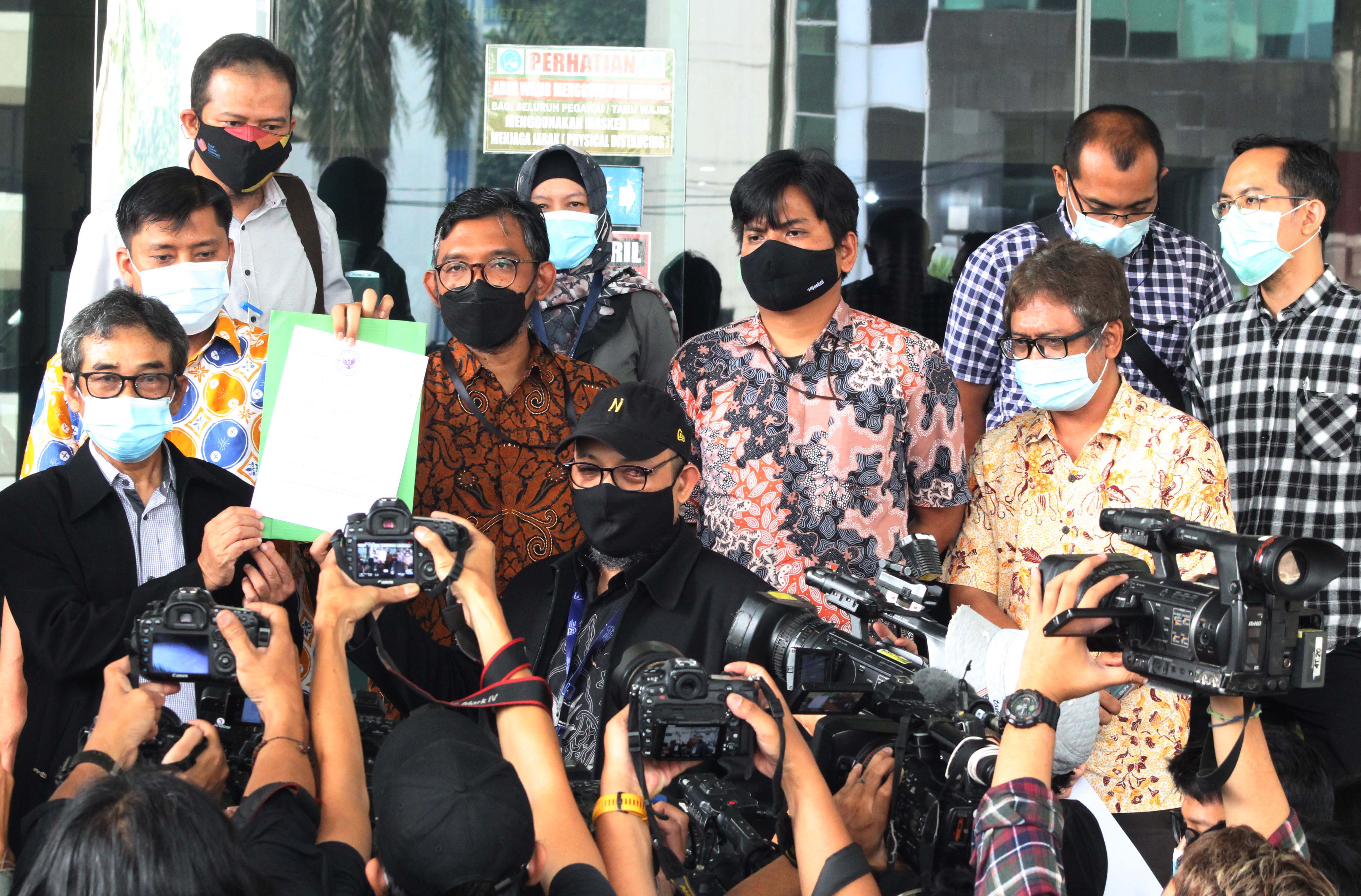 Karyawan KPK Laporkan Dewas Seno Aji