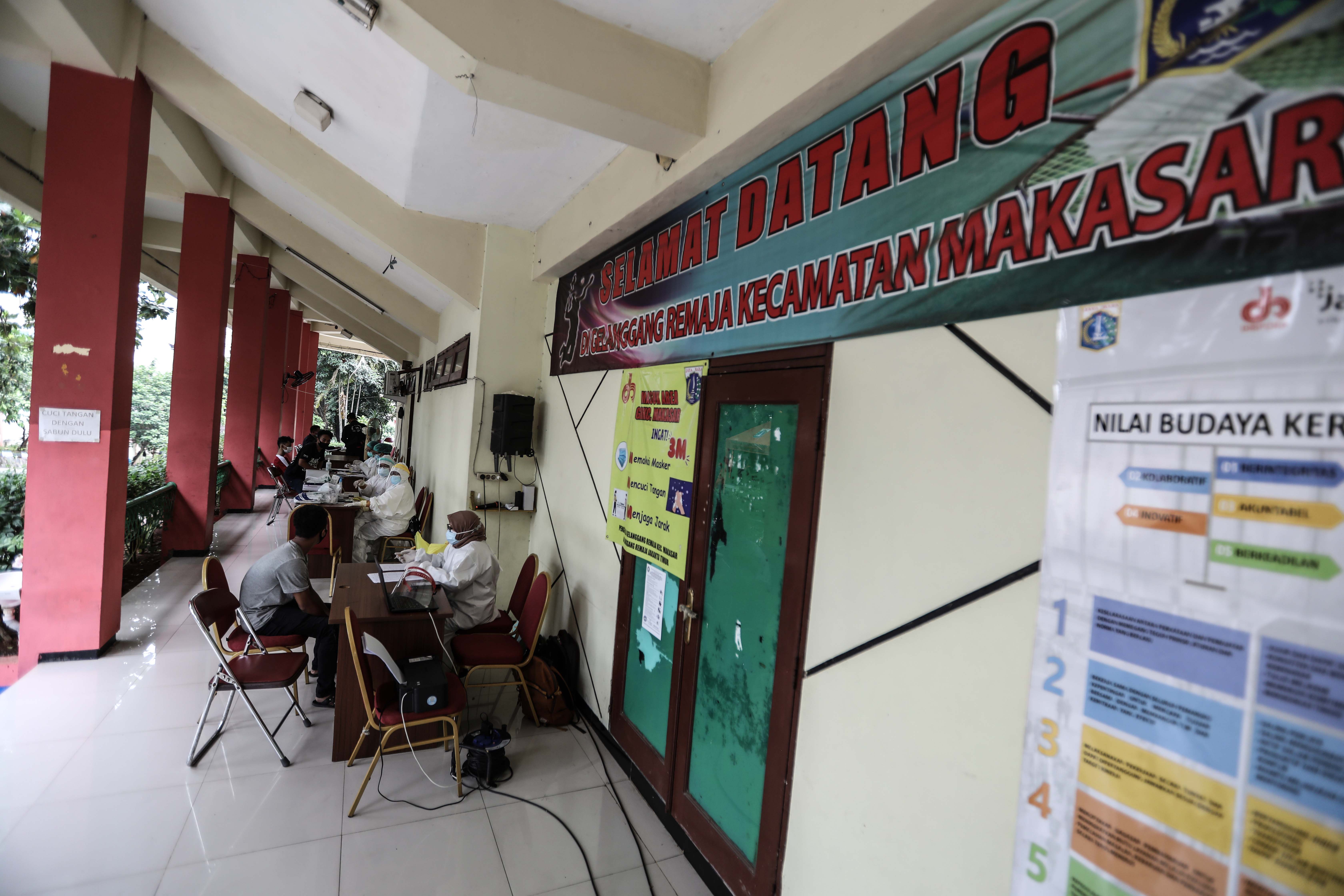 Tes Antigen Pemudik Balik Jakarta