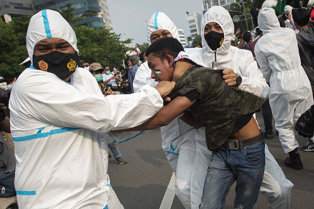 Aksi Dukung Palestina Ricuh