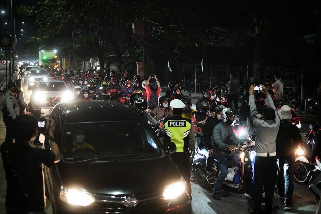 Penyekatan Dan Pemeriksaan Surat Bebas Covid-19