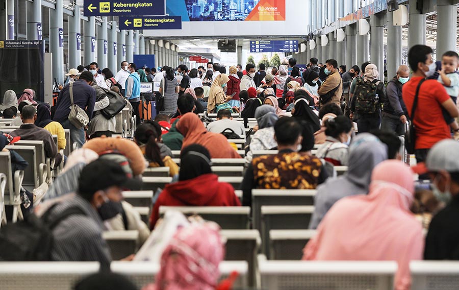 Ribuan Penumpang Meninggalkan Jakarta Menuju Jateng dan Jatim 