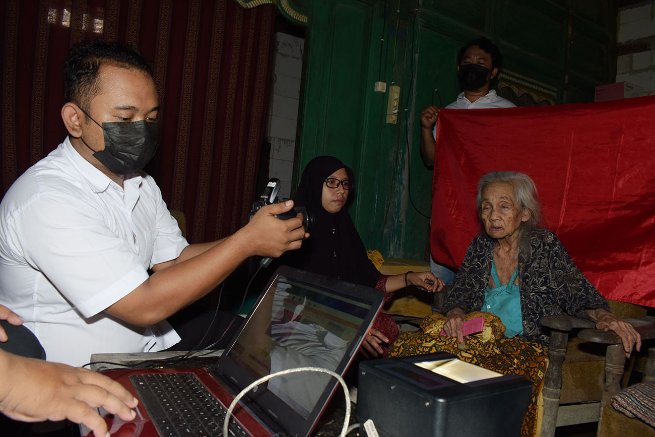 Perekaman KTP Elektronik Lansia