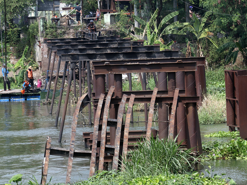 Pembongkaran Jembatan Peninggalan Belanda