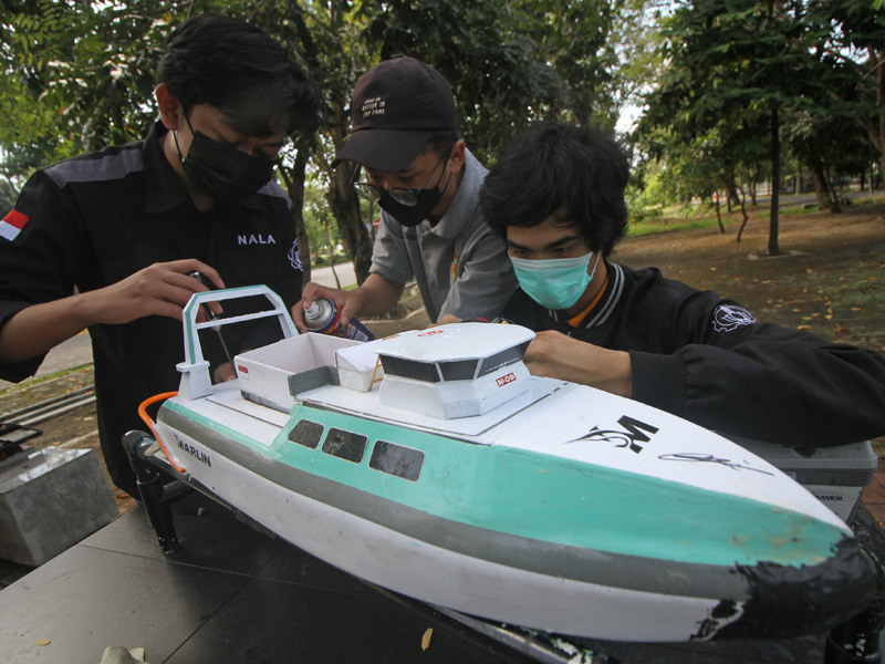 Pemenang Boat Race Competition