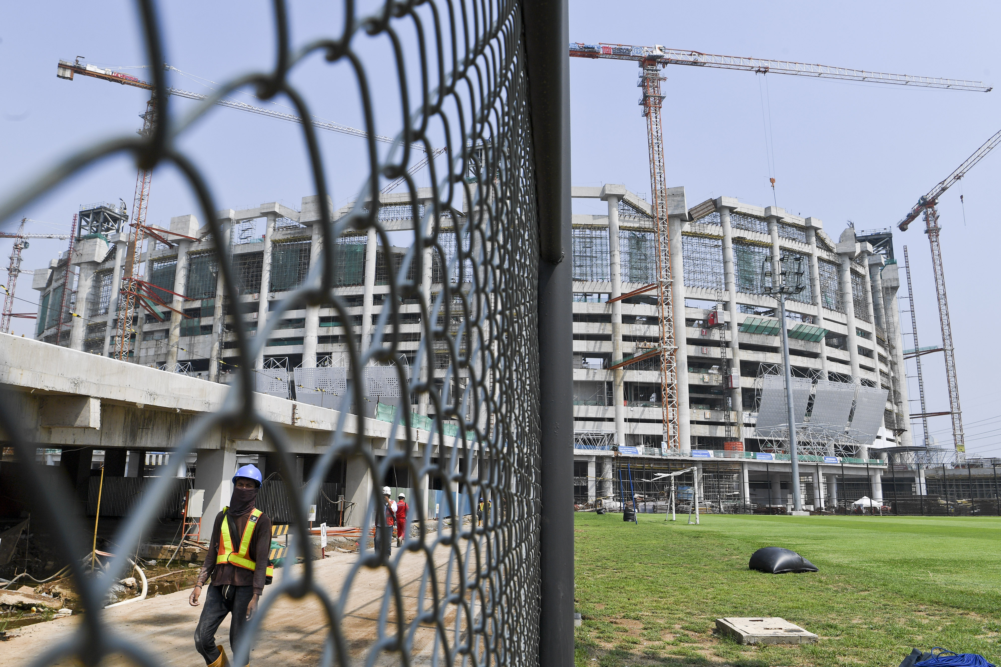 Pembangunan Jakarta International Stadium