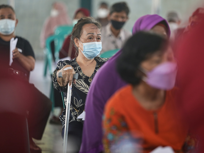 Target Vaksinasi Covid-19 Di Kota Tangerang