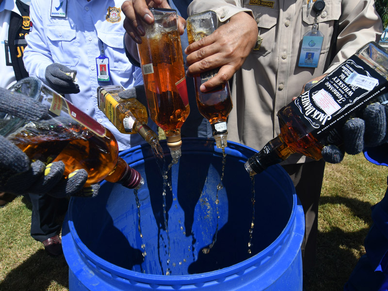 Pemusnahan BMN Bea dan Cukai Di Palu