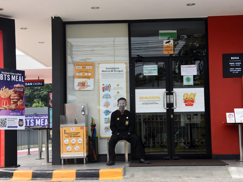 Penutupan Sementara 21 Gerai Mc Donald's Di Jakarta