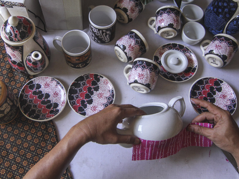 Kerajinan Batik Rekat