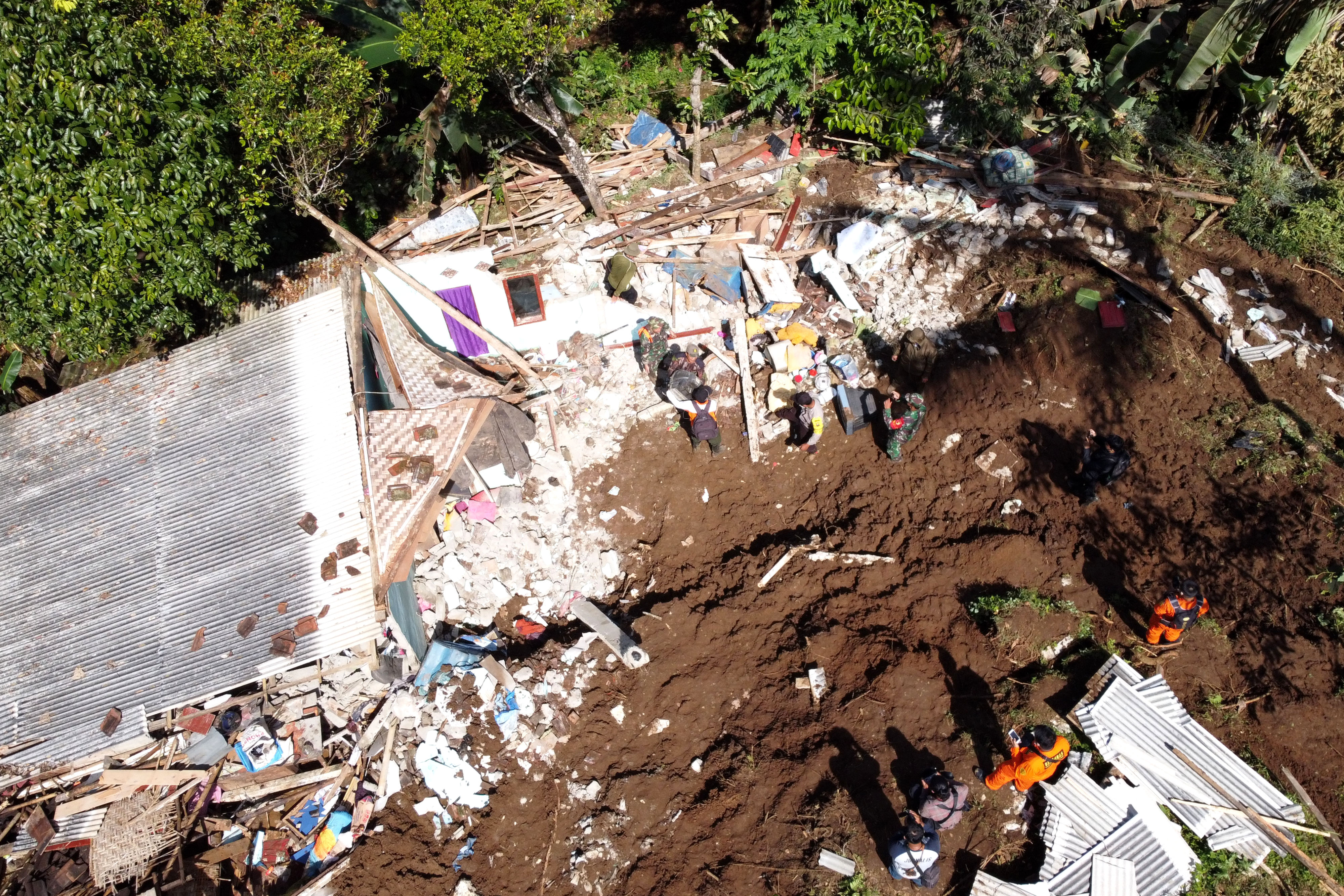 Longsor di Banyuwangi