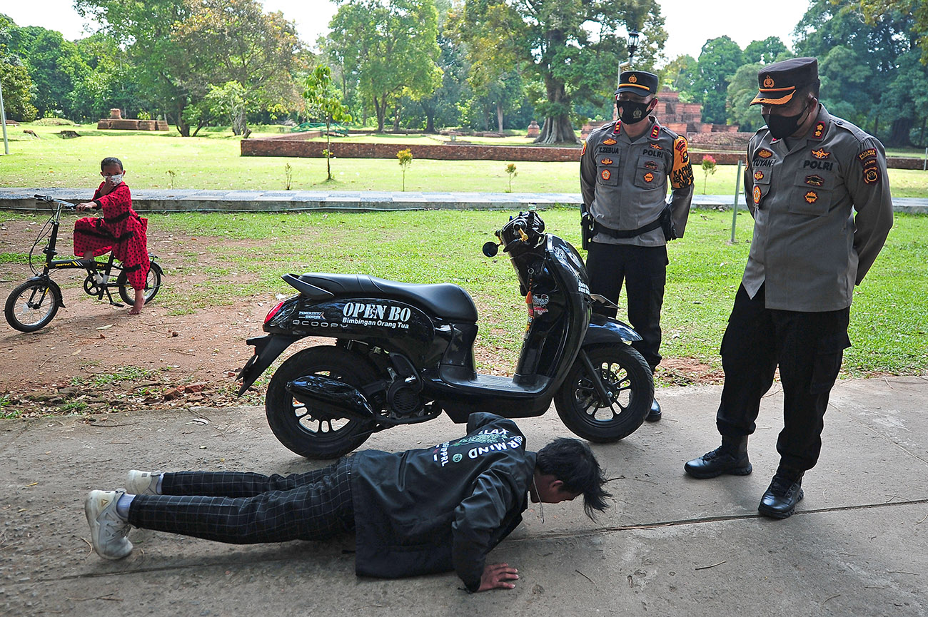 Sosialisasi Penerapan Protokol Kesehatan