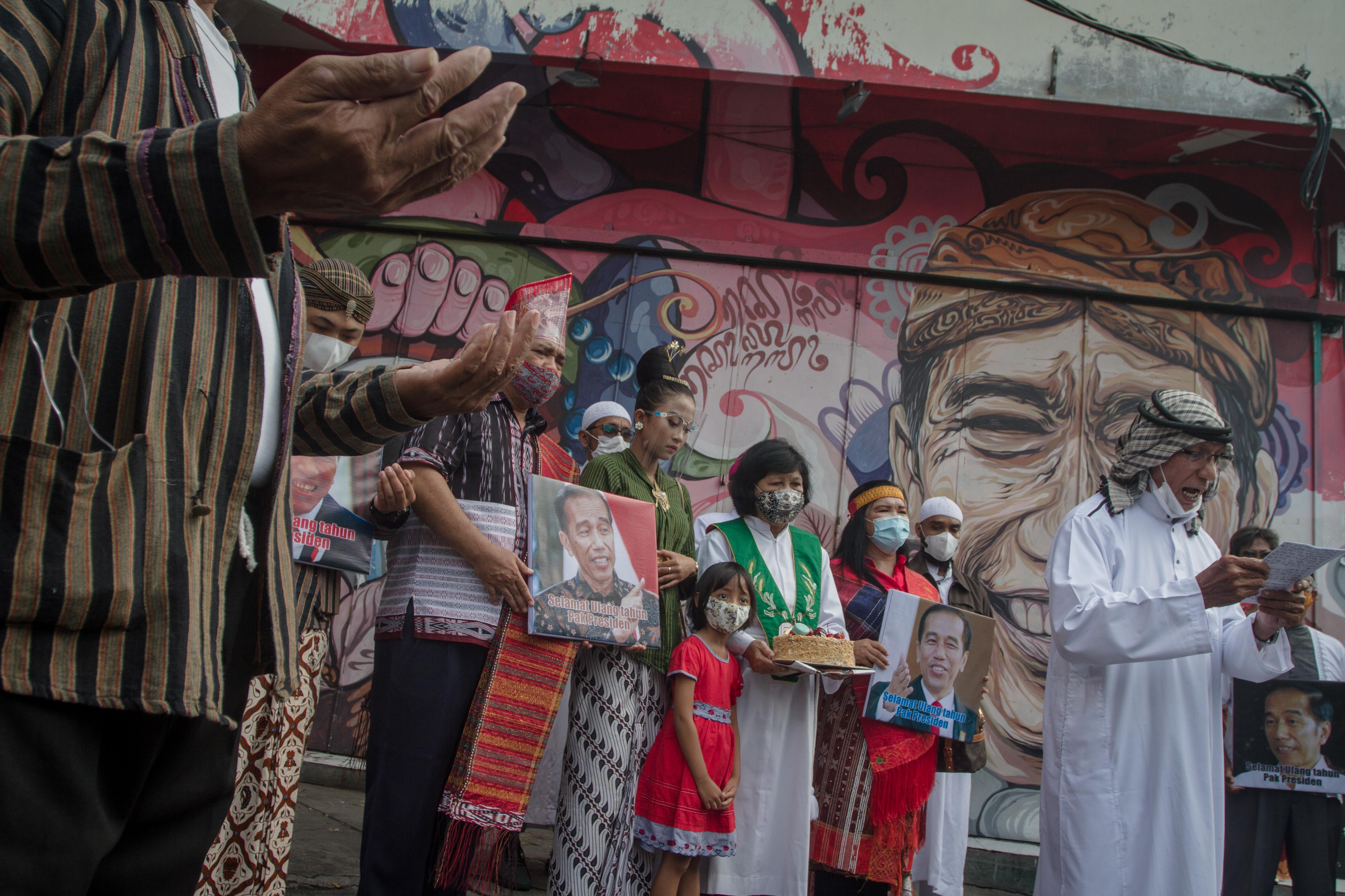 Aksi Ucapan Ulang Tahun Kepada Presiden Jokowi