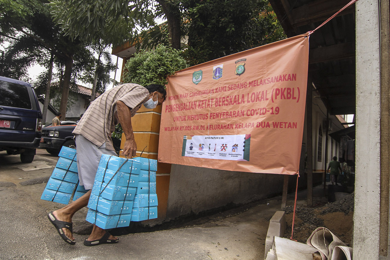 Penerapan Mikro Lockdown di Ciracas