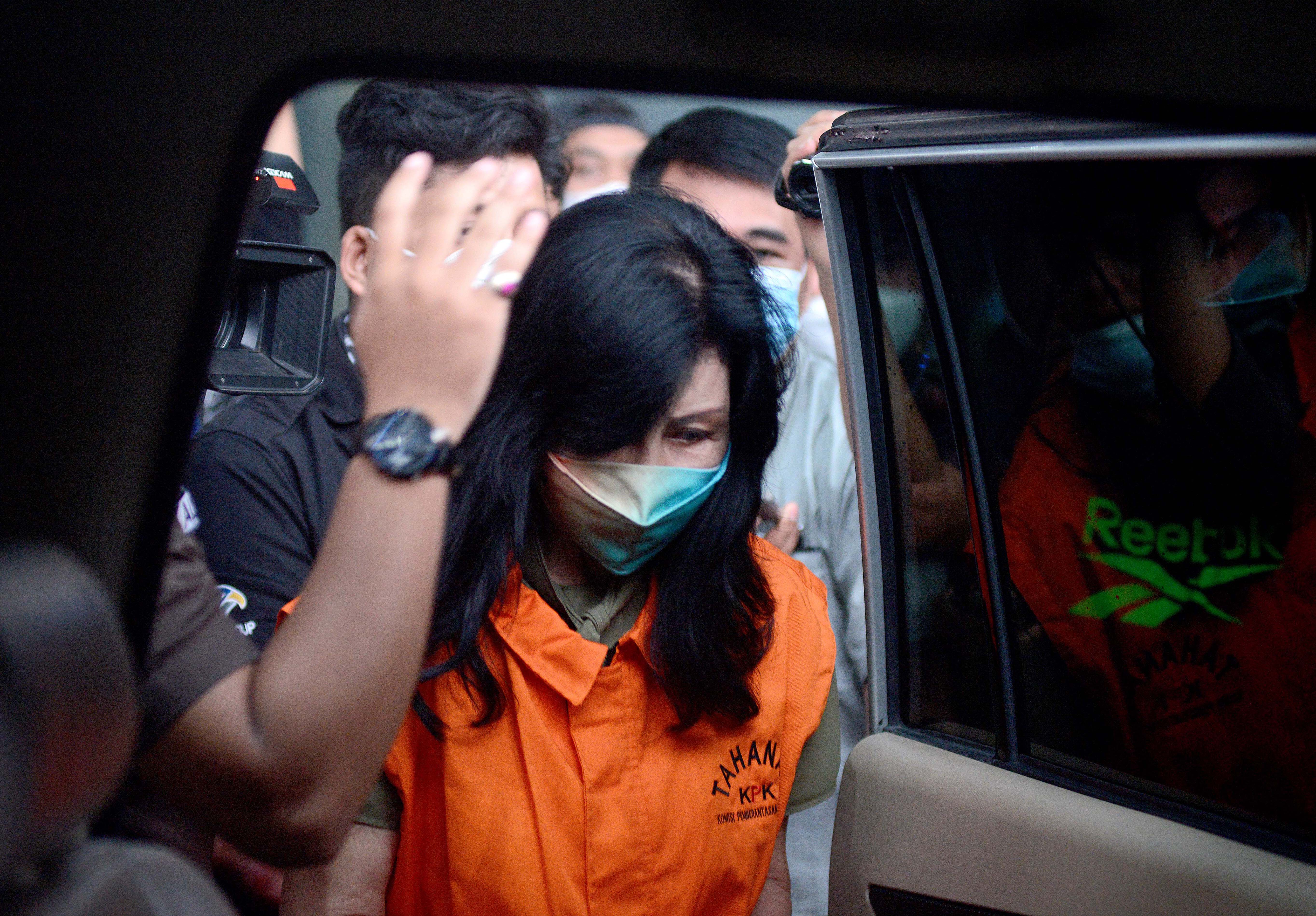 KPK Tahan Wakil Direktur Adonara Propertindo