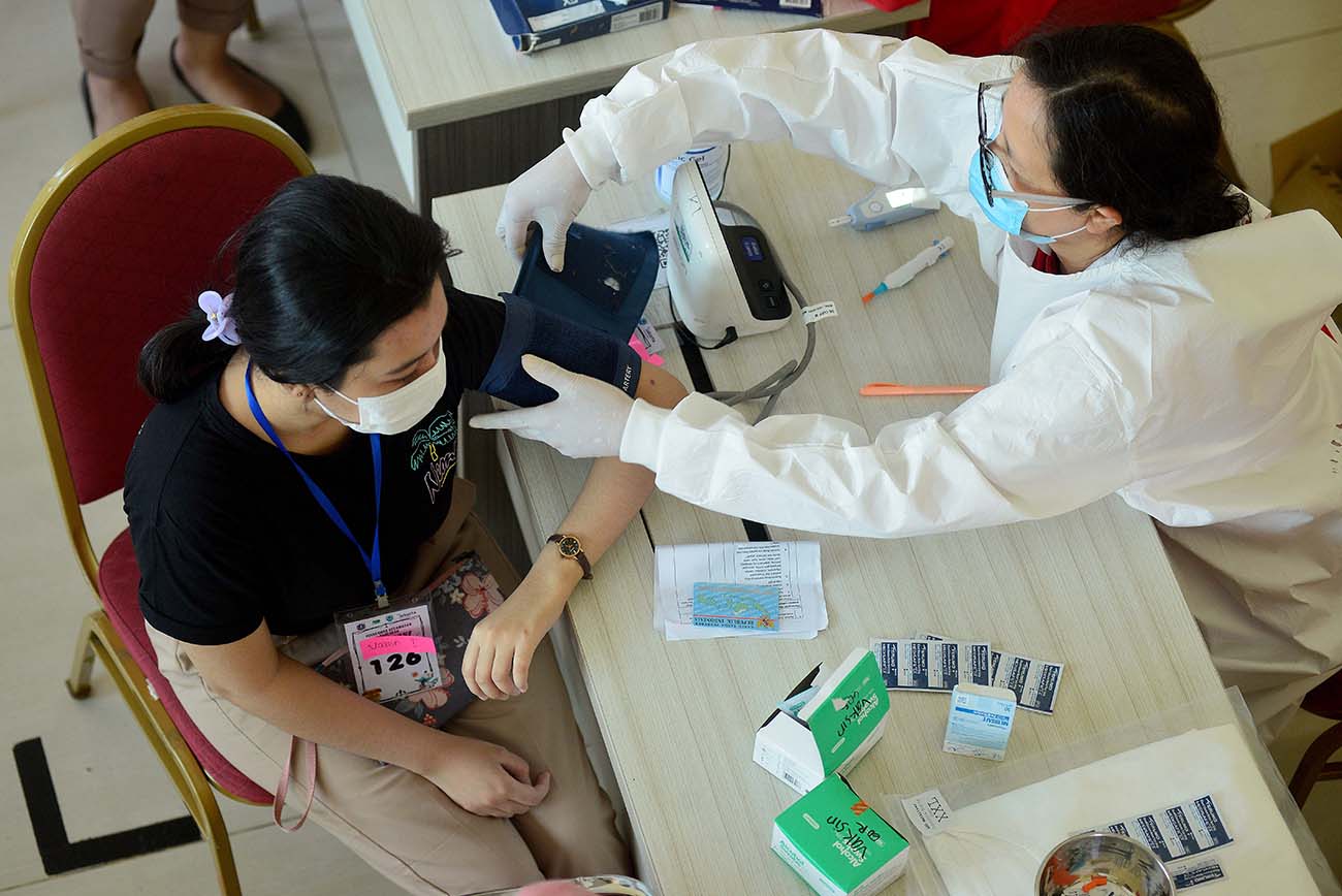 Vaksinasi Covid-19 untuk Warga DKI yang Berusia 18 Tahun ke Atas