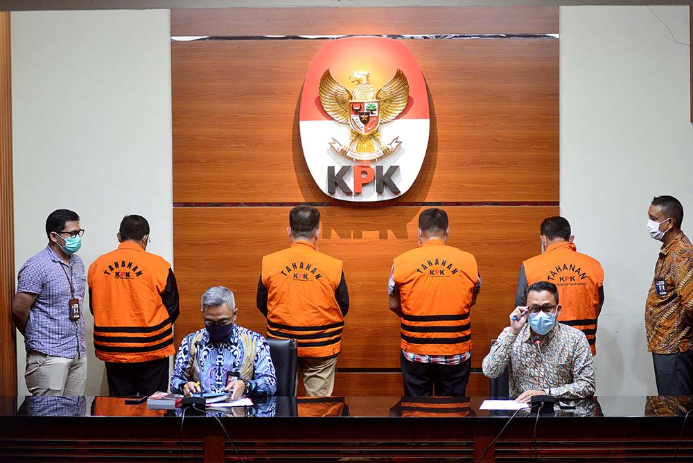 KPK Tahan Empat Mantan Anggota DPRD Jambi