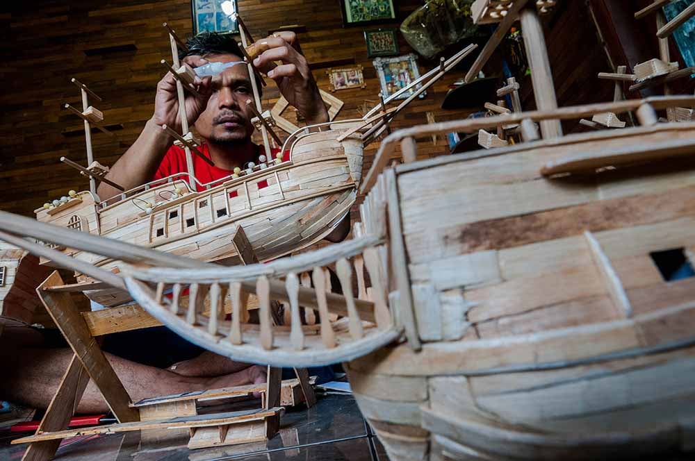 Kerajinan Miniatur Kapal Dari Stik Es Krim 