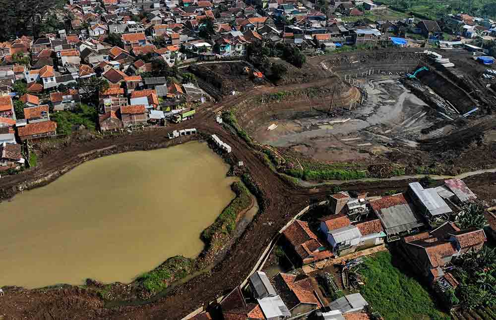 Proyek Pembangunan Kolam Retensi Andir