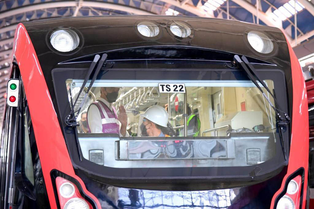 Presiden Tinjau Proyel LRT Jabodebek