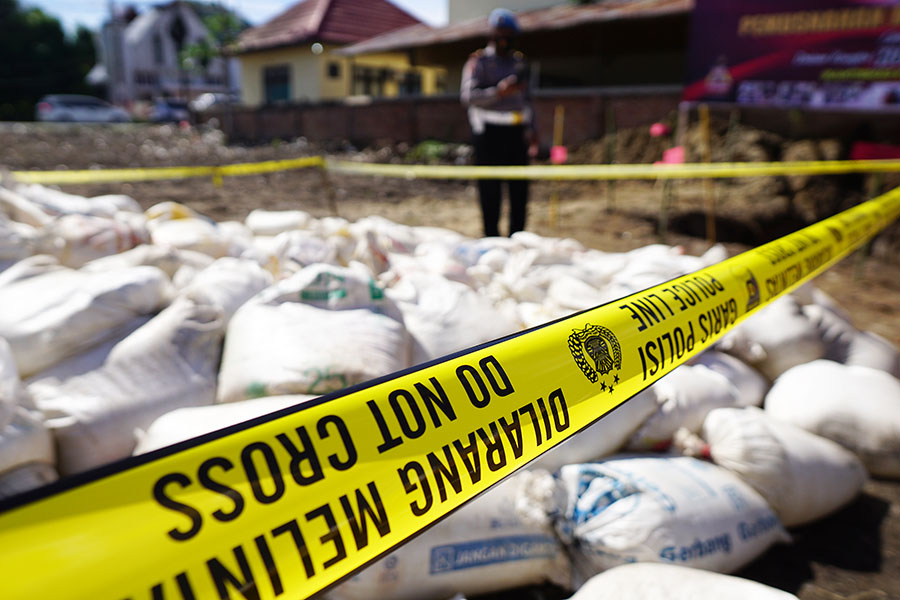 Pemusnahan 4.600 Liter Miras Captikus di Gorontalo 