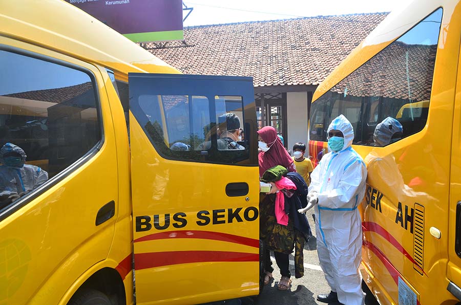 Pemindahan Pasien Covid-19 dari Kudus ke Boyolali 