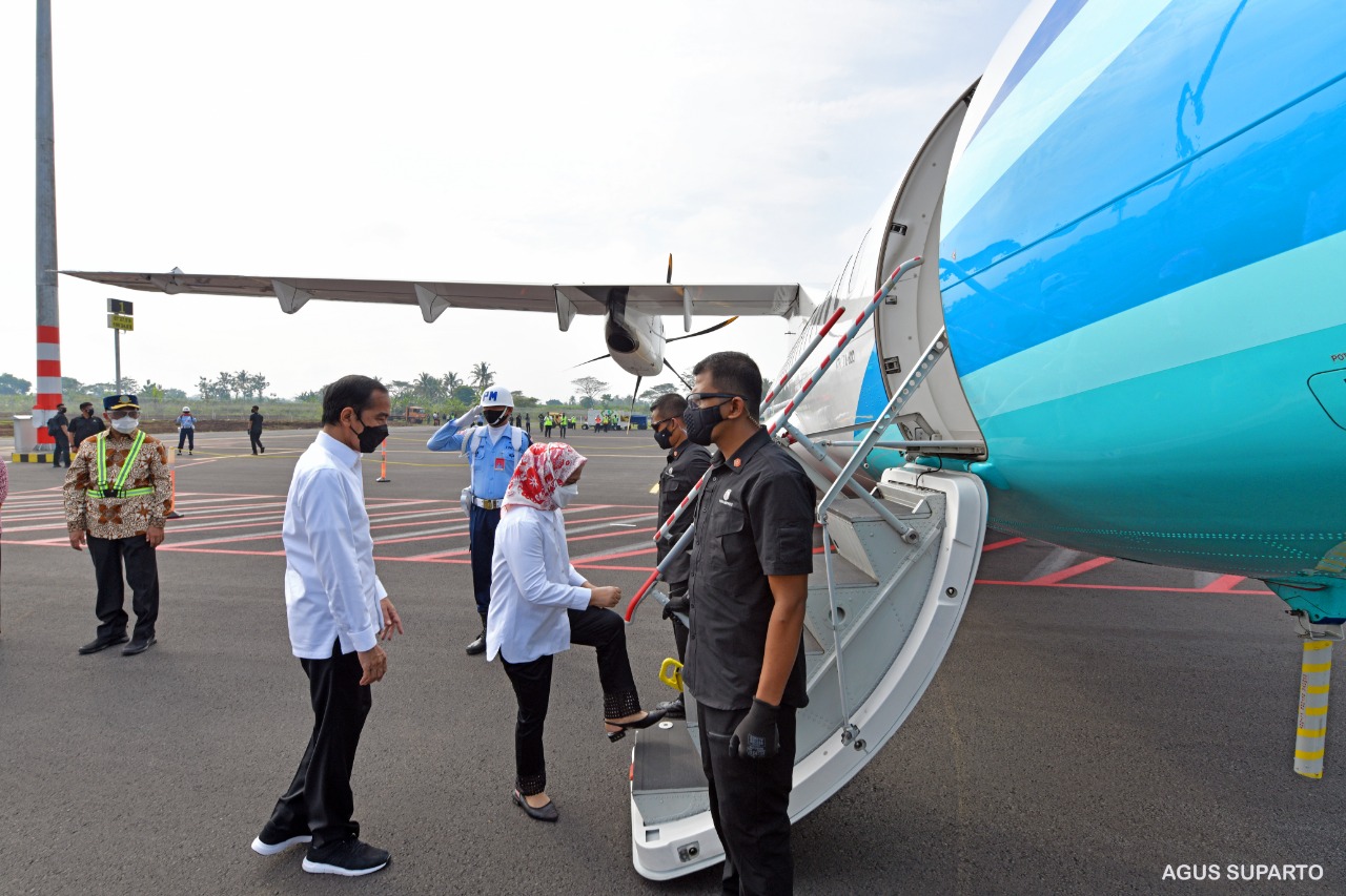 Jokowi Sambangi Bandara Jenderal Soedirman