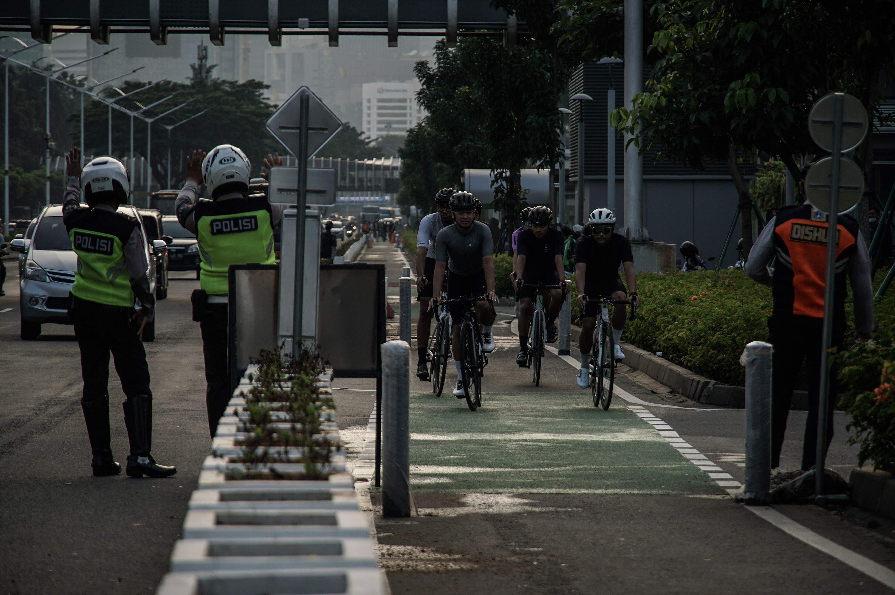 Uji Coba Lintasan Road Bike Sudirman-Thamrin