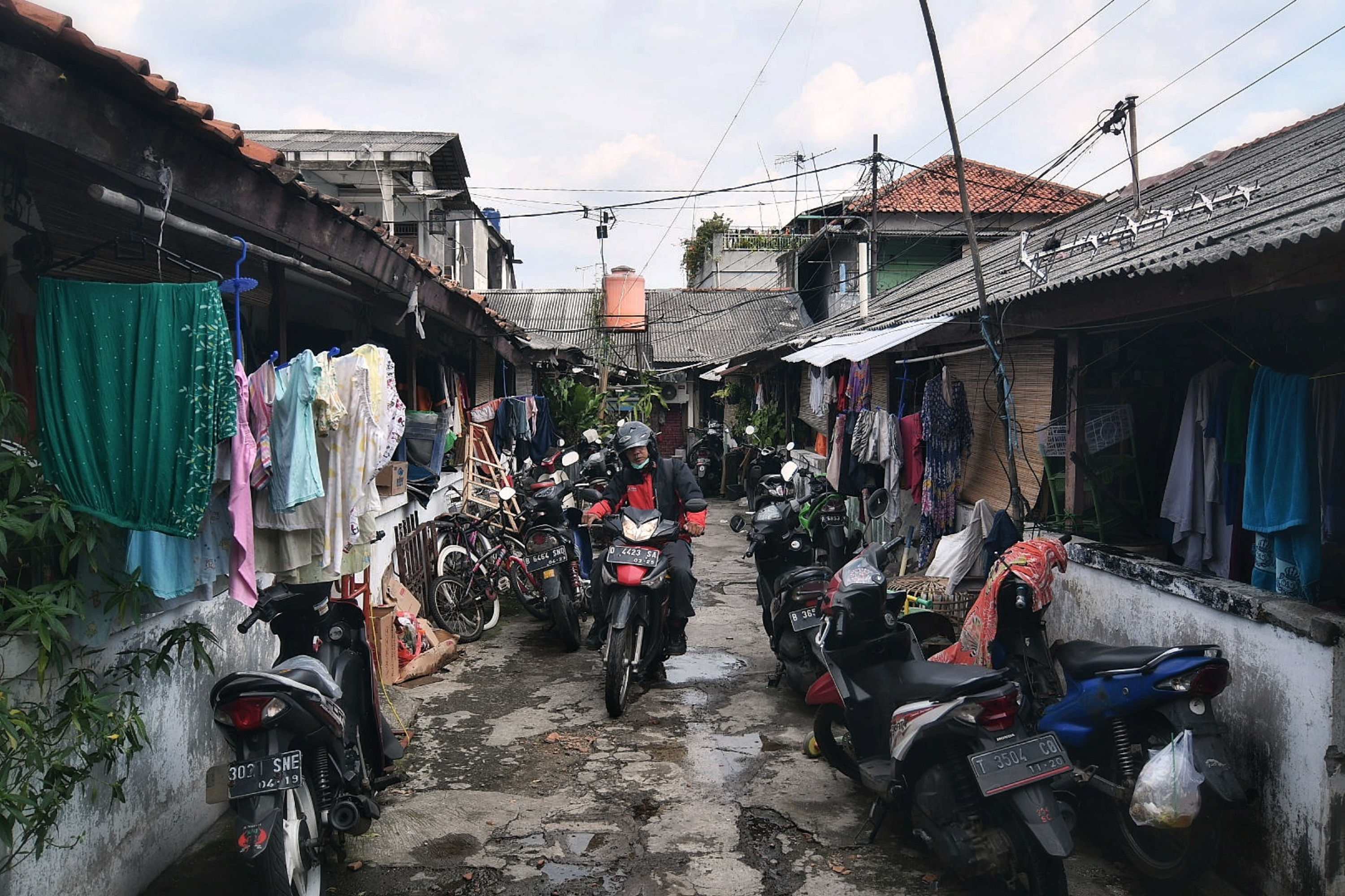 Lockdown di Perkampungan Gandaria Selatan