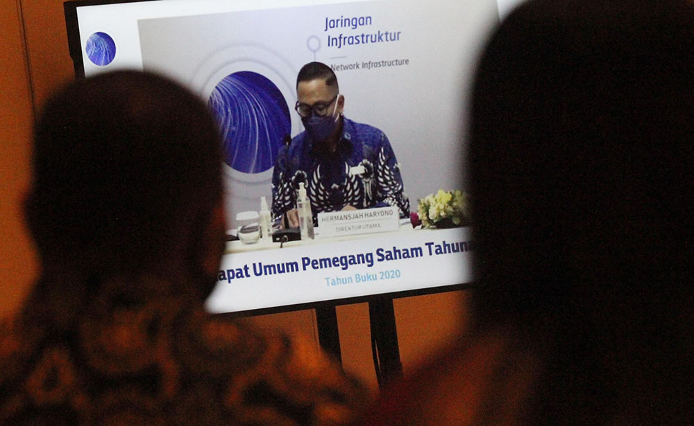 Bisnis  Infrastruktur Jaringan, Media Apps dan Piranti Lunak