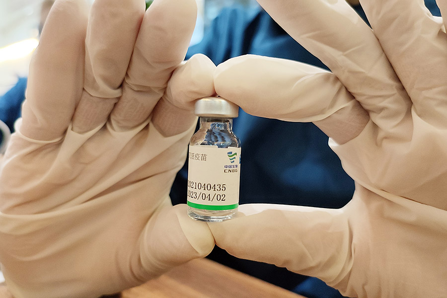 Vaksinasi Hari Kedua Seluruh Karyawan Media Group 