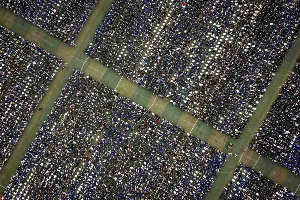 Wuhan Gelar Wisuda 9.000 Mahasiswa Tanpa Masker  