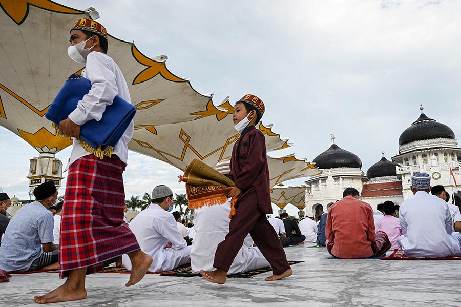 Solat Idul Adha 1442 H di Masjid Baiturrahman 