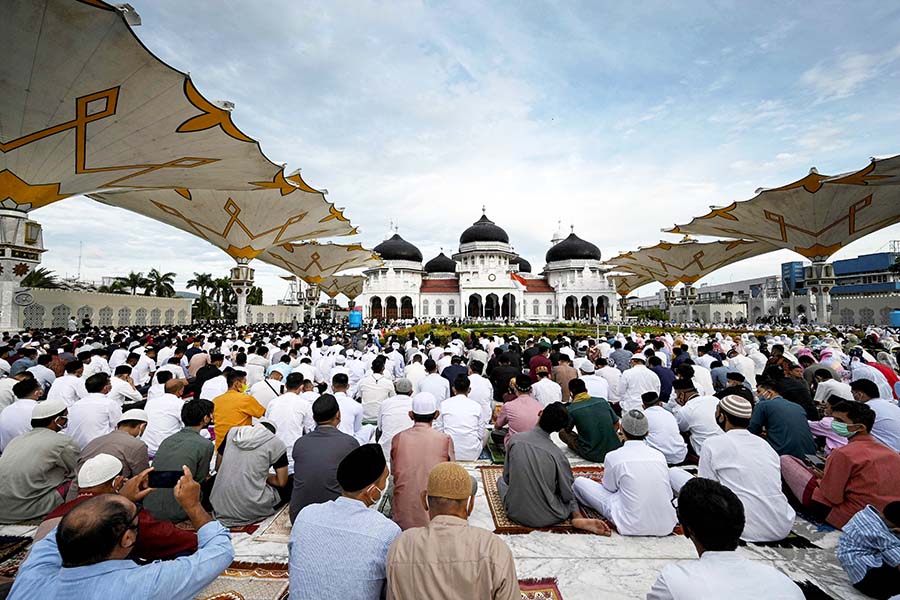 Solat Idul Adha 1442 H di Masjid Baiturrahman 