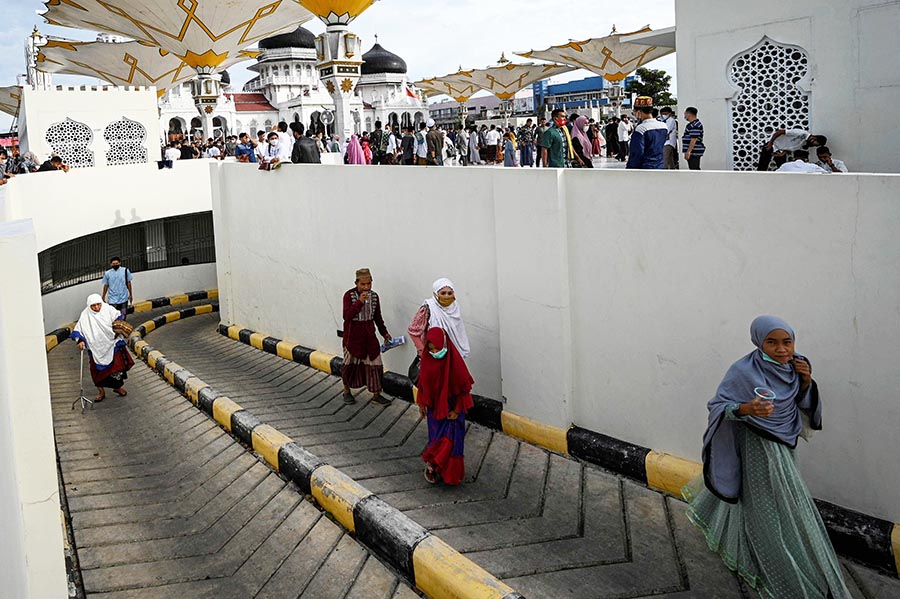 Solat Idul Adha 1442 H di Masjid Baiturrahman 