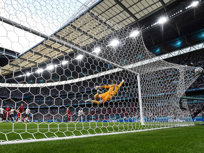 Menang Dramatis, Inggris Tantang Itali Di Final