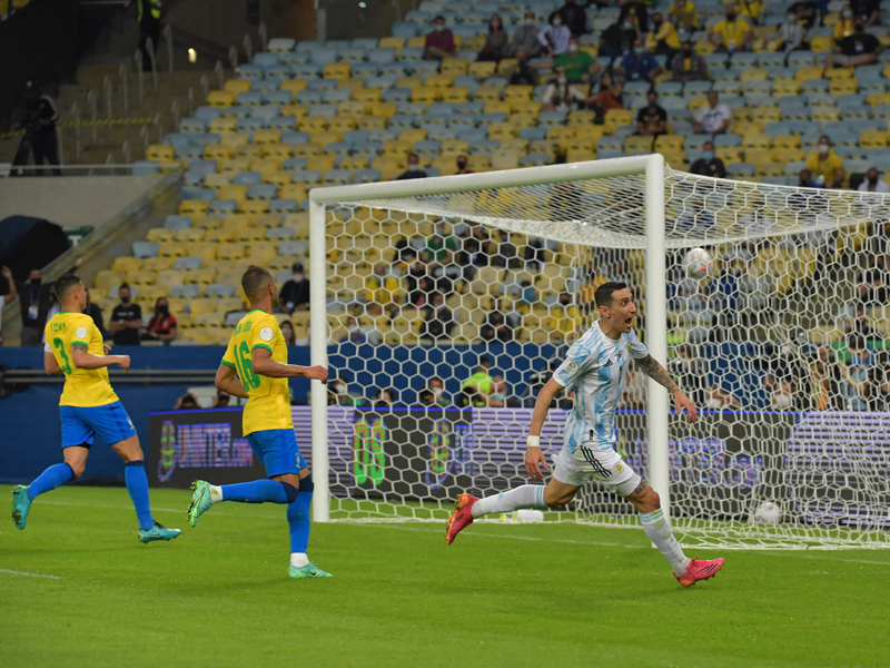 Angel Di Maria Bawa Argentina Juara Copa America 2021