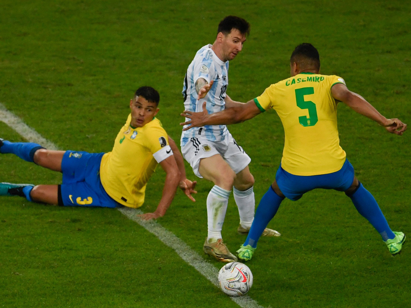 Angel Di Maria Bawa Argentina Juara Copa America 2021