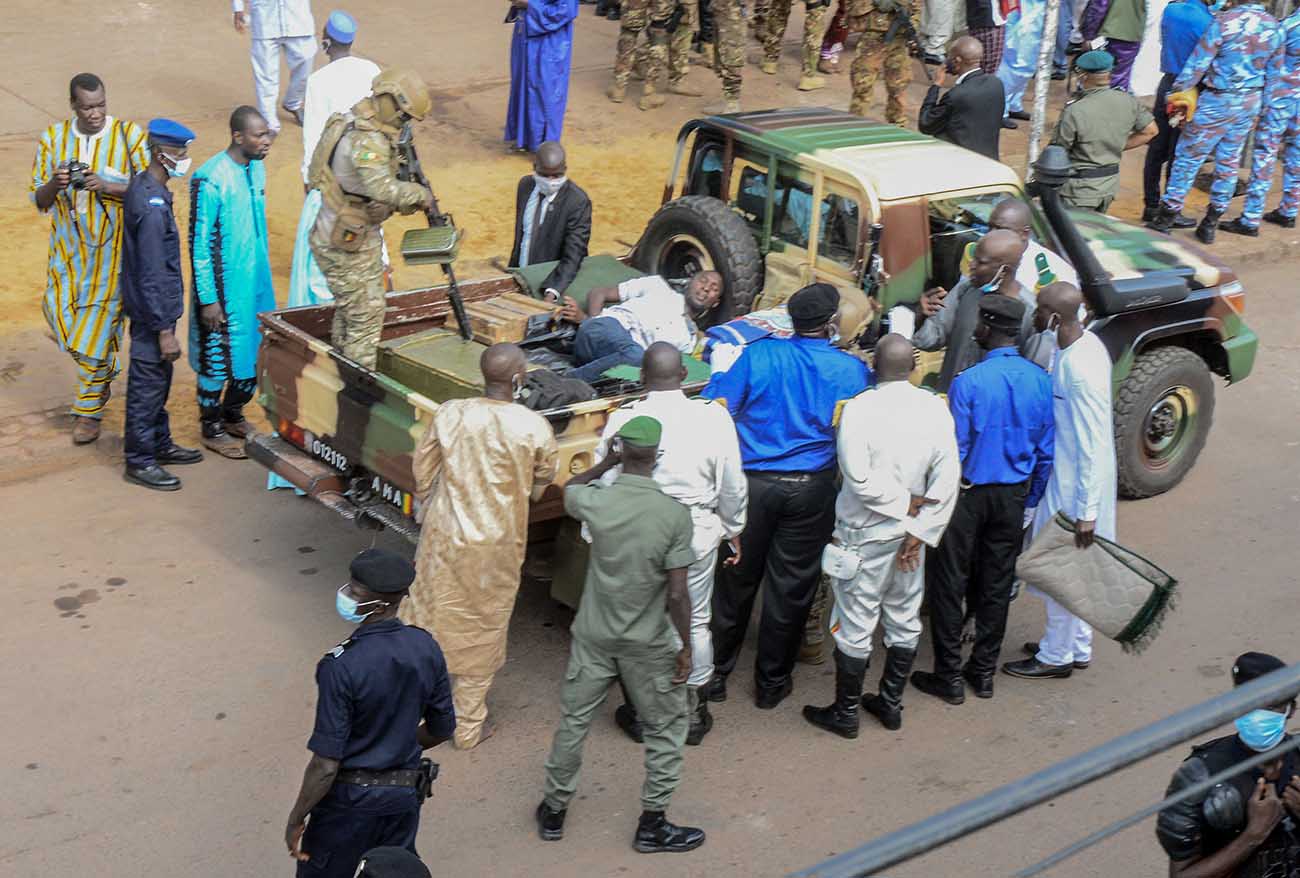 Presiden Interim Mali Selamat dari Percobaan Pembunuhan Saat Shalat Idul Adha