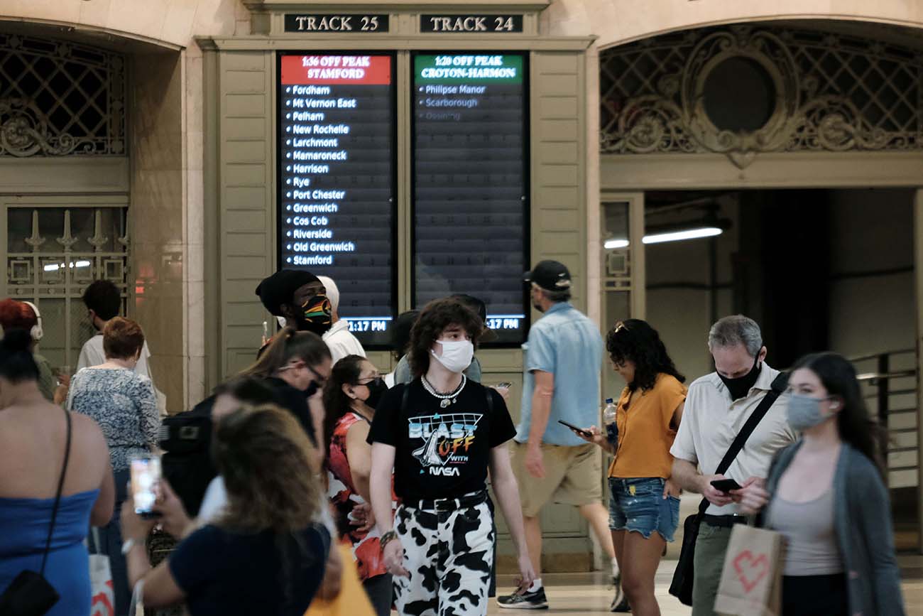 CDC Kembali Minta Warga AS Pakai Masker