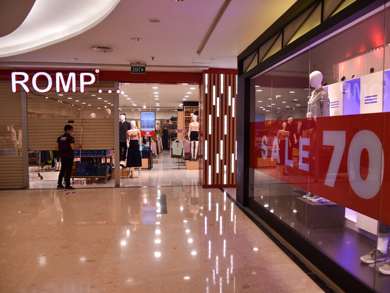 Pembatasan Jam Operasional Pusat Perbelanjaan 