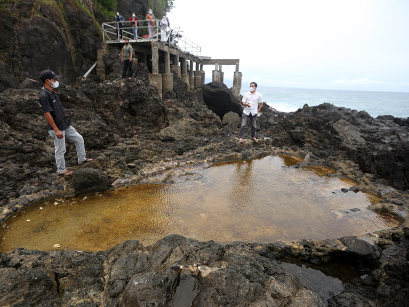 Destinasi Wisata Tapak Tuan Tapa