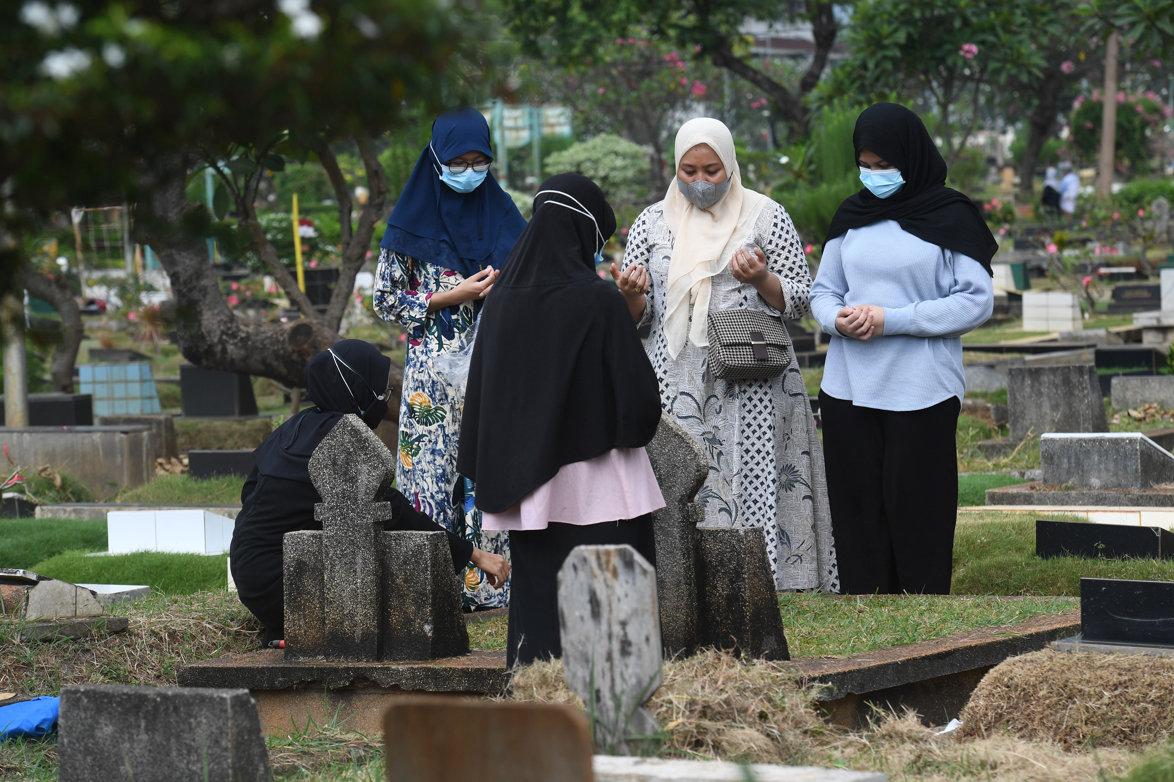 Ziarah Kubur saat Idul Adha