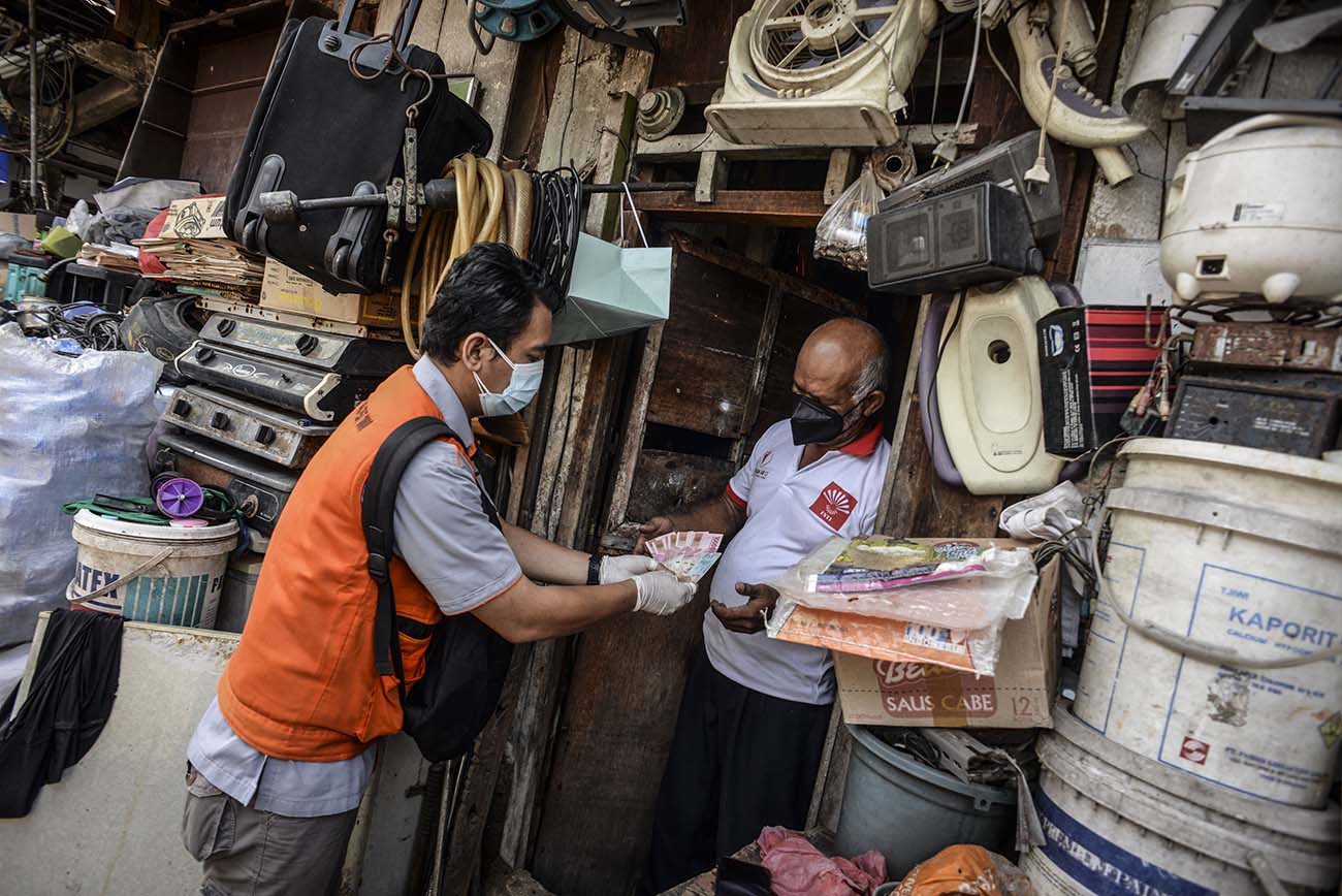  Penyaluran Bantuan Sosial Tunai Kemensos