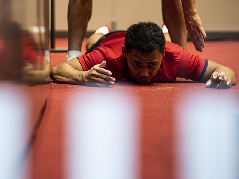 Latihan Timnas Angkat Besi Indonesia