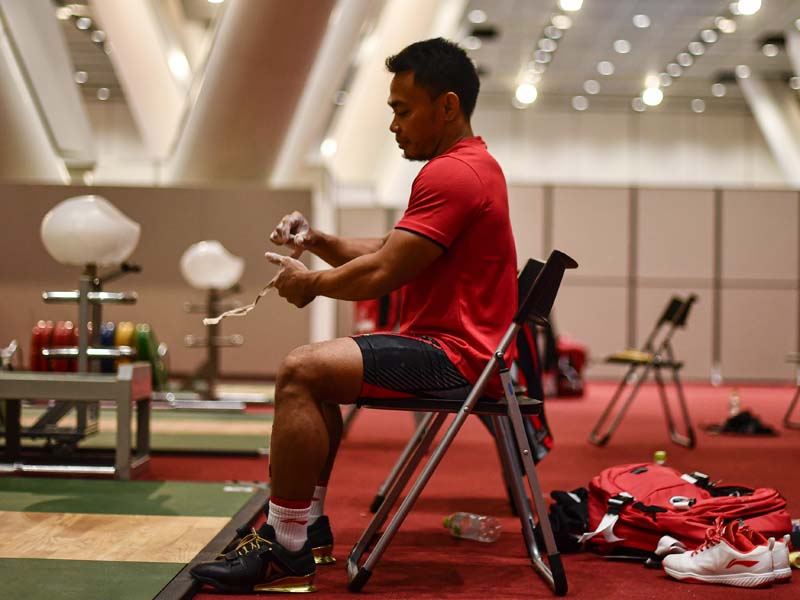 Latihan Timnas Angkat Besi Indonesia
